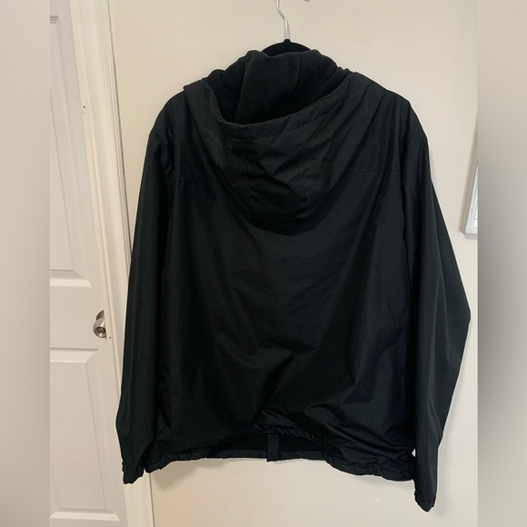 REEBOK Men’s 2XL black fleece lined rain jacket with logo - Picture 3 of 3
